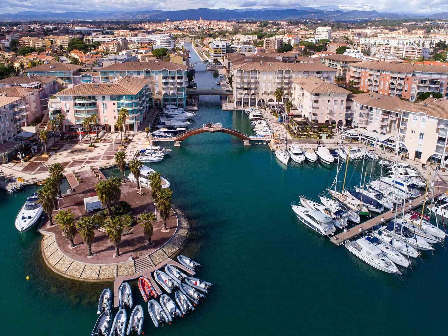 Hotel Sable Et Soleil - Port, Plage Et Jacuzzi Prive Fréjus Exteriér fotografie