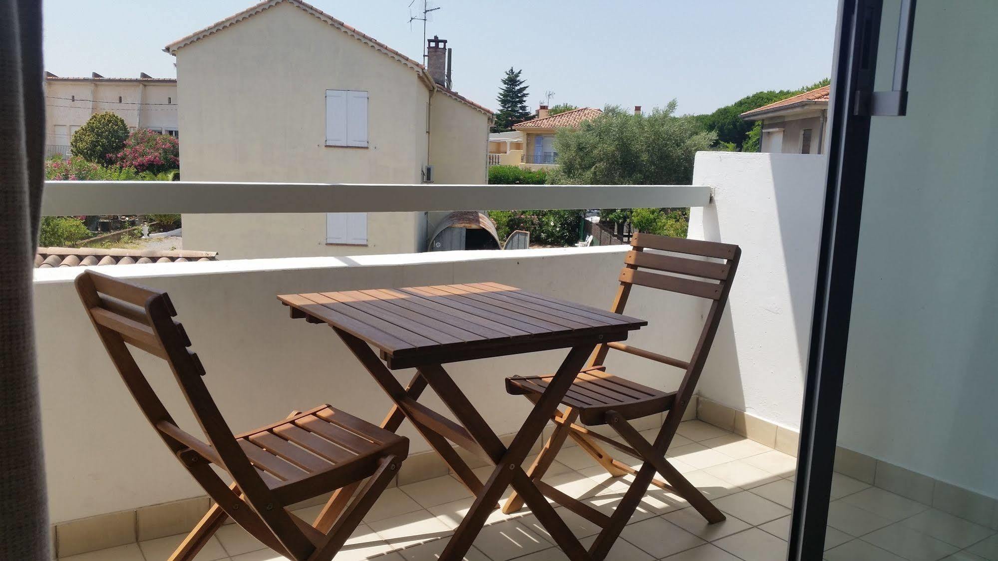 Hotel Sable Et Soleil - Port, Plage Et Jacuzzi Prive Fréjus Exteriér fotografie